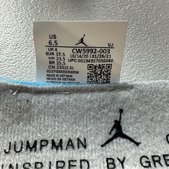 Jordan ma2 bone suede woman’s sneakers - Picture 13 of 14